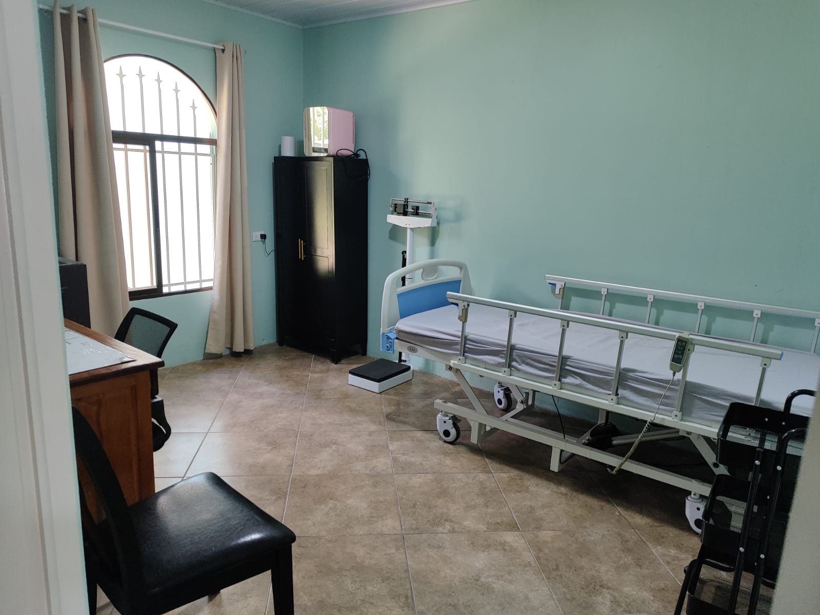 Private care room with medical bed